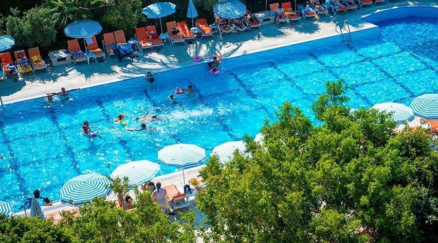 HEDEF RESORT HOTEL